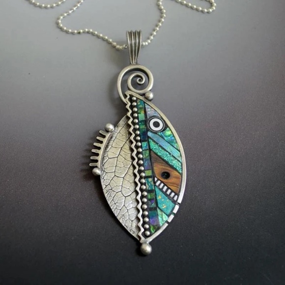 Leaf Mosaic Pendant Necklace - Picture 3 of 4